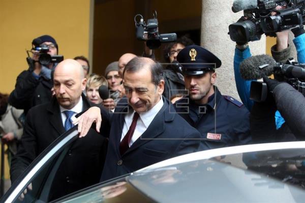 El alcalde de Milán formalizará su suspensión por su vinculación en un caso de corrupción