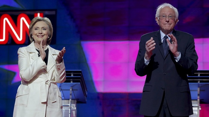 Présidentielle américaine: Bernie Sanders se range finalement aux côtés d`Hillary Clinton