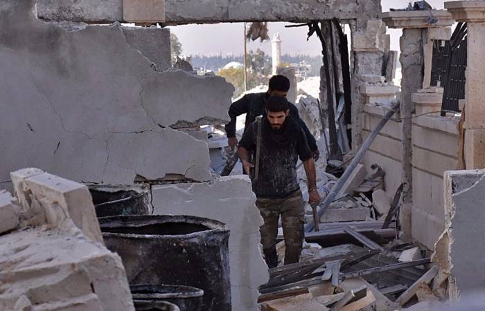 Syrie : première évacuation de rebelles de Damas depuis 2011