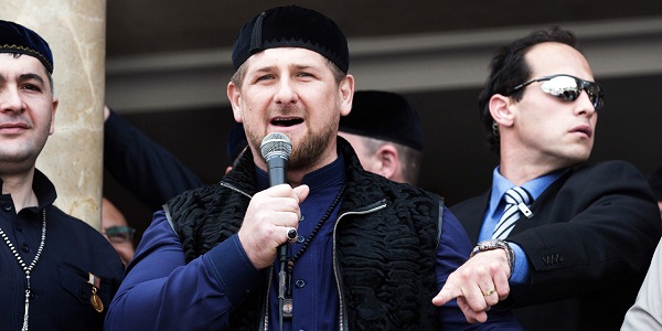 Tchétchénie: Kadyrov menace les opposants d`internement psychiatrique