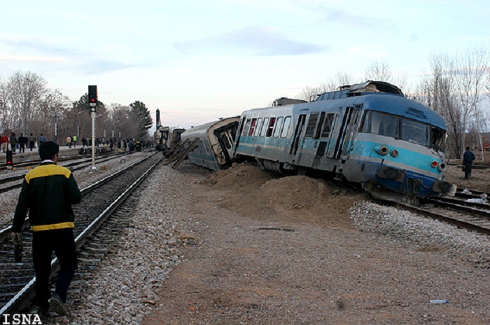 Iran: 40 morts dans une collision ferroviaire - Mise à jour 