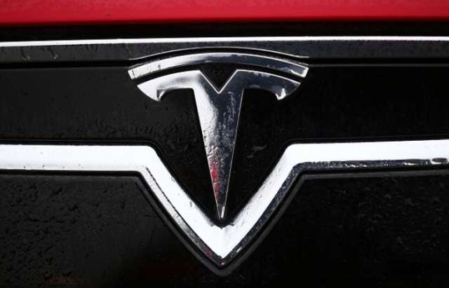 Tesla veut lever jusqu'à 1,15 md de dollars