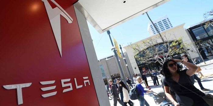 Tesla : plusieurs centaines de salariés licenciés