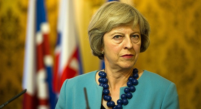 Theresa May publiera sa stratégie de sortie de l’UE