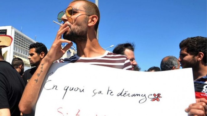 Tunisian smoker jailed for not fasting during Ramadan