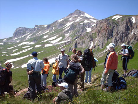 Azerbaijan`s tourism potential to be introduced in Japan, France