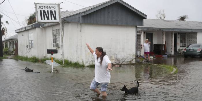 USA : Harvey rétrogradé en tempête tropicale, mais inondations "très graves"
