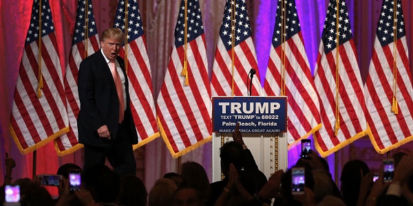  Trump triomphe, Rubio se retire et Clinton creuse l`écart