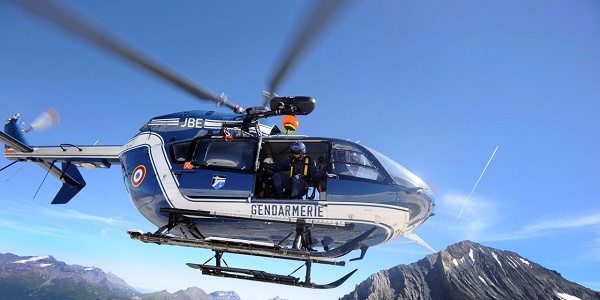 Un hélicoptère de la gendarmerie s`écrase dans les Hautes-Pyrénées: 4 morts