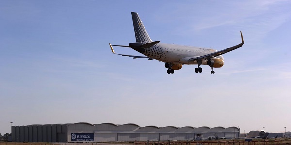 Un premier vol charter russe atterrit en Turquie après des mois de crise