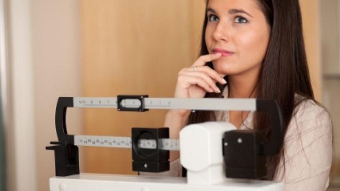 Frequent weight checks tied to less self-esteem for young women