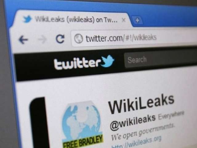 WikiLeaks publishes CIA chief`s emails