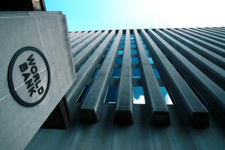 Dünya Bankı Ermənistan büdcəsini xilas edir 