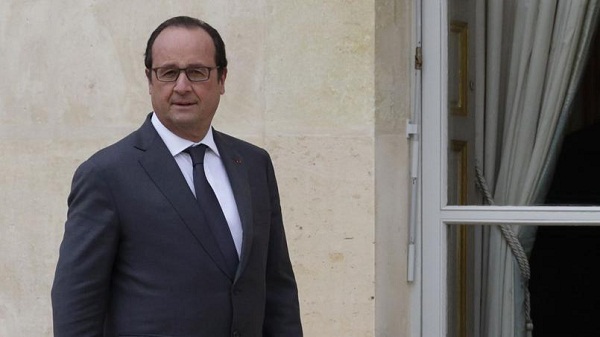 Hollande cherche à faire baisser artificiellement le chômage Hollande cherche à faire baisser artificiellement le chômage