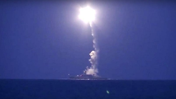 Quatre des missiles russes visant la Syrie seraient tombés en Iran