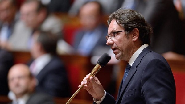 Lefebvre exige la démission de Sarkozy de la présidence des Républicains