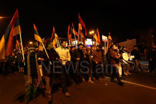 Armenian opposition renews rally in Yerevan