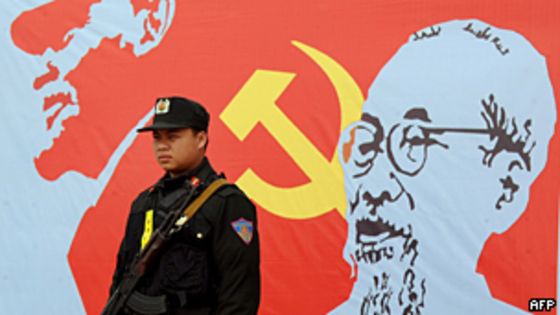 Au Vietnam, prison ferme pour `propagande` antigouvernementale