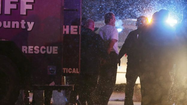 Colorado Springs: Three killed in shooting at Planned Parenthood clinic