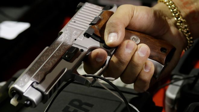 Facebook , Instagram  ban private gun adverts