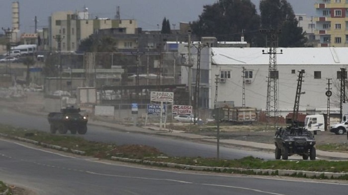 Turkey denies troops entered Syria and `has no plans to deploy`