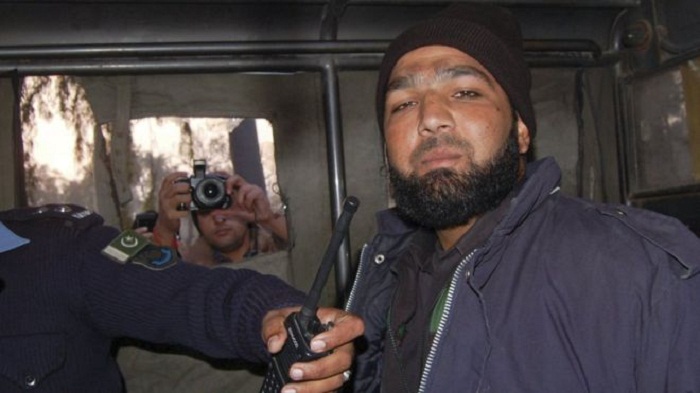 Salman Taseer murder: Pakistan hangs Mumtaz Qadri