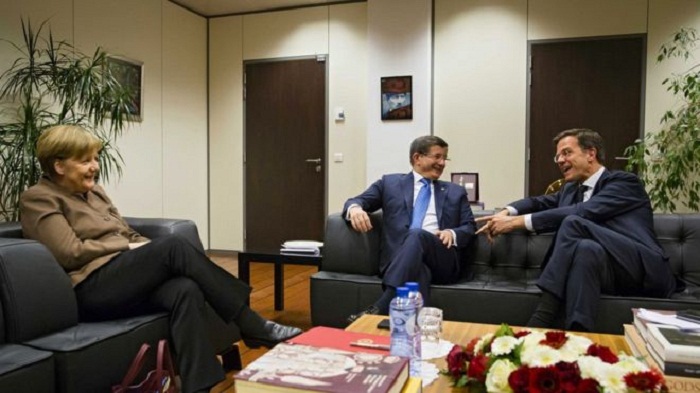 Migrant crisis: Leaders gather for Turkey-EU summit