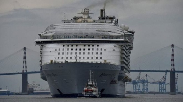 France tests world`s largest cruise ship