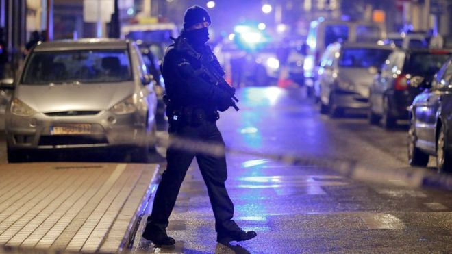Brussels attacks: Belgian police arrest six suspects