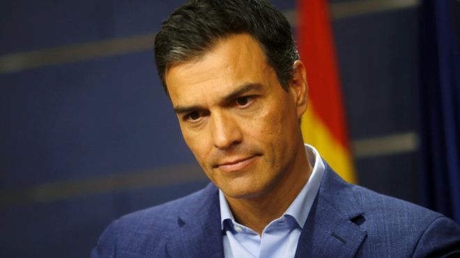 Pedro Sanchez: Spanish Socialist leader resigns