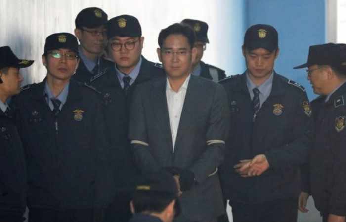 Samsung boss Lee Jae-yong goes on trial in South Korea