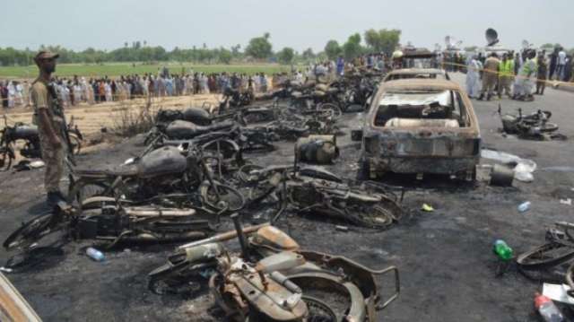 Pakistan fuel tanker inferno death toll tops 200