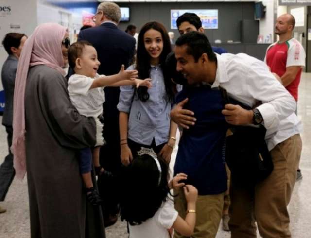 Trump travel ban: Judge expands definition of 'close relative'