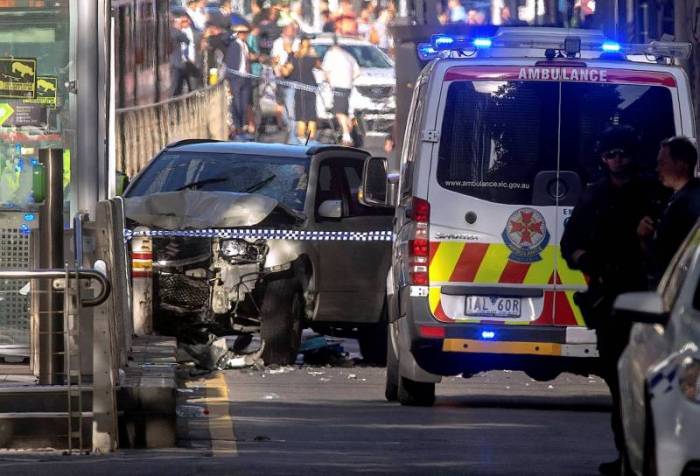 Police: Voiture folle de Melbourne: pas de signe de terrorisme "à ce stade"