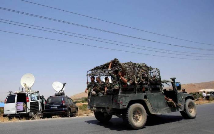 Les préparatifs du départ des combattants de la Brigade Ahl al-Cham des camps de Ersal débuteront samedi