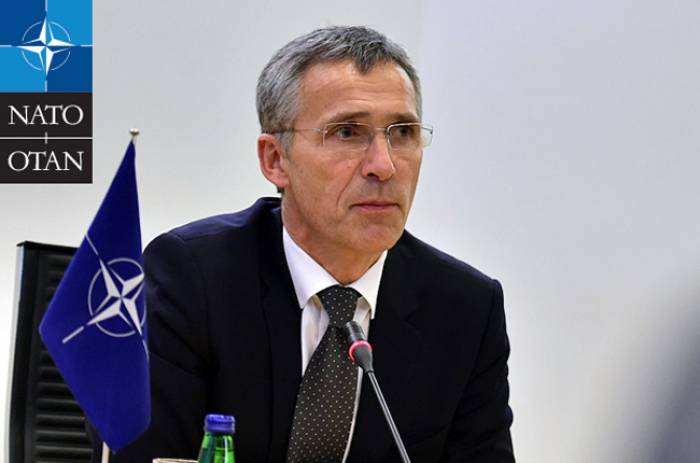 NATO rəhbərinin korteji qəzaya düşdü