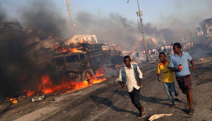Asciende a 358 el número de muertos en el atentado con camiones bomba en Somalia
