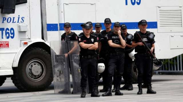 اعتقال أكثر من 1000 تركي بتهم "إرهابية" متنوعة