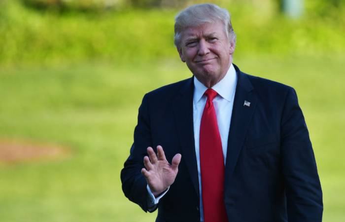 Le message de félicitations de Trump à Macron

