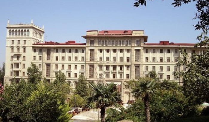Baş nazirdən qrantlarla bağlı yeni QƏRAR