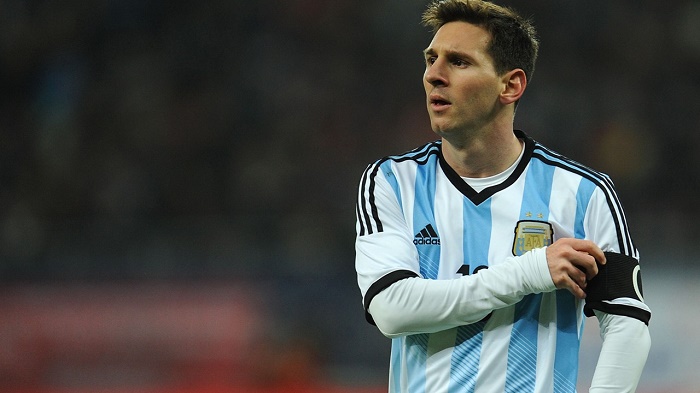 Messi fikrini dəyişdi: Yığmaya qayıdır 