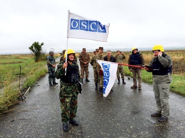 Repeated gunfire forced OSCE monitors to take cover - US co-chair