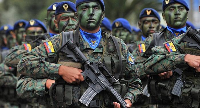 Dos muertos y 23 heridos deja accidente militar en Ecuador