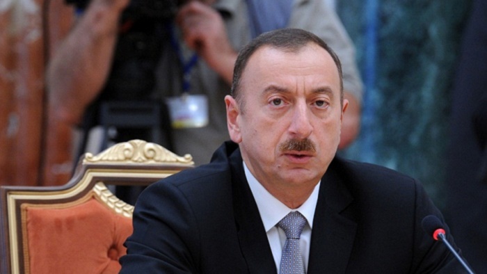 Ilham Aliyev da el pésame a Putin