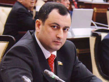 Deputat Adil Əliyev: “Sizə yazığım gəlir”