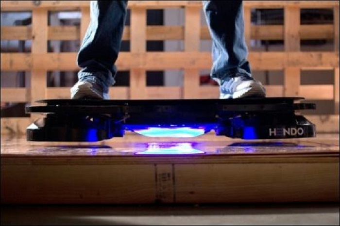 Österreich lässt noch nicht existierende Hoverboards zu