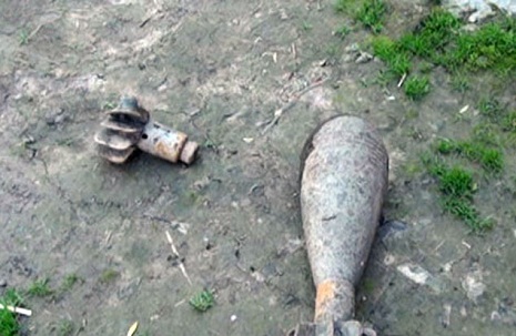 Armenians floating shells down rivers in Azerbaijani settlements