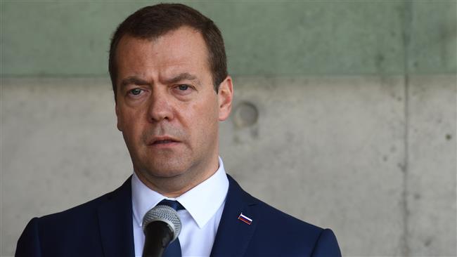 Medvedev critique le bilan d`Obama