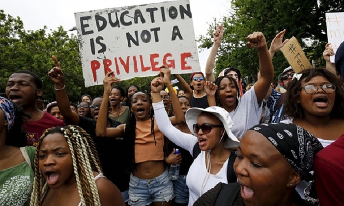 South African University students win right to be taught in English