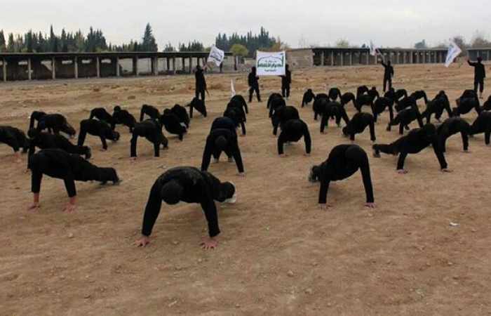 Ahrar al Sham y el Gobierno sirio acuerdan la liberación de 500 combatientes capturados